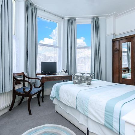 The Ravensbourne Hotel Борнмът Екстериор снимка